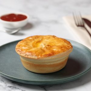 IVAN’S – AUSSIE BEEF PIE – 220G – 12PK